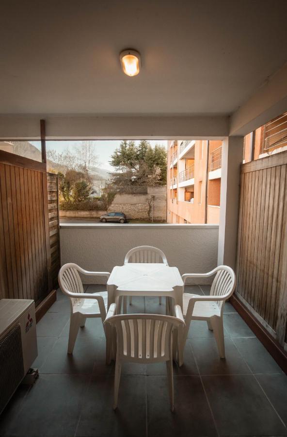 Le Petit Pyreneen - Centre; Terrasse; Parking ลูร์ด ภายนอก รูปภาพ